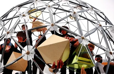 Illustration fabricating