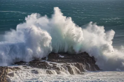 Illustration surges - Image 1