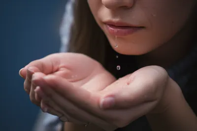 Illustration give - Image 1