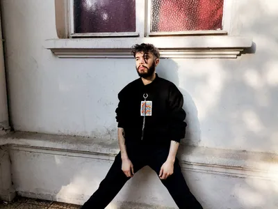 Illustration straddling - Image 3