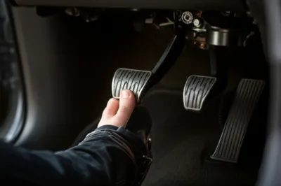 Hình ảnh minh họa throttles - Ảnh 1