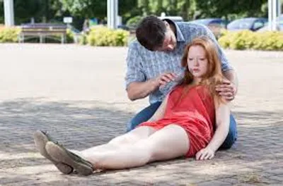 Illustration faint - Image 2