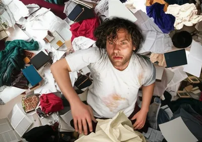 Illustration rummaging - Image 1