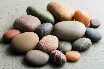 Illustration pebbles - Image 1