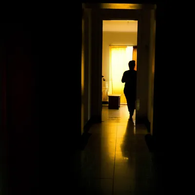 Illustration entering - Image 1