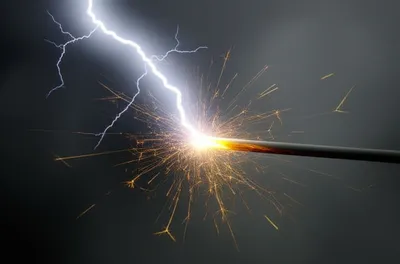 Illustration hottest - Image 1