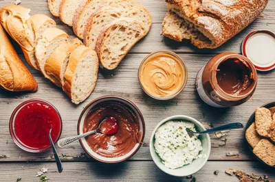 Illustration spreads - Image 1