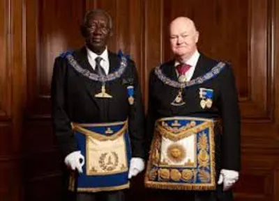 Illustration mason - Image 2