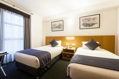 Illustration twin - Image 1