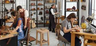 Illustration plying - Image 1