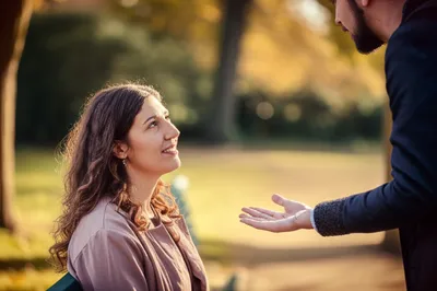 Illustration confidant