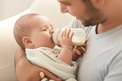 Illustration bottles - Image 1