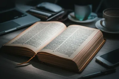 Illustration pertained - Image 1