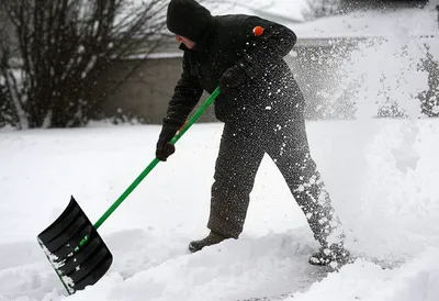 Illustration shoveling - Image 1