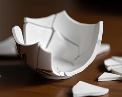 Illustration shatter - Image 1