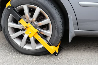 Illustration boot - Image 1