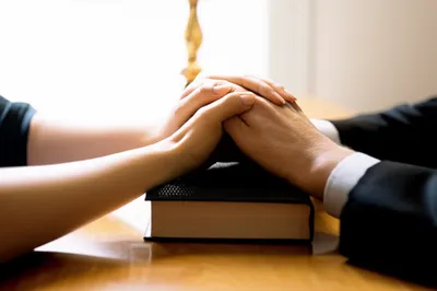 Illustration oath - Image 1