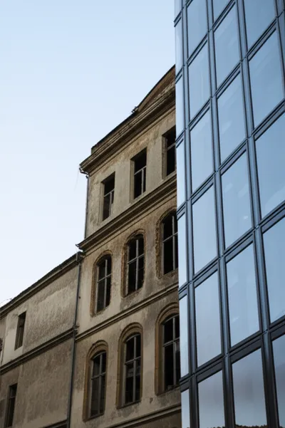 Illustration superseding