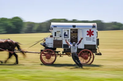 Illustration ambulance - Image 1