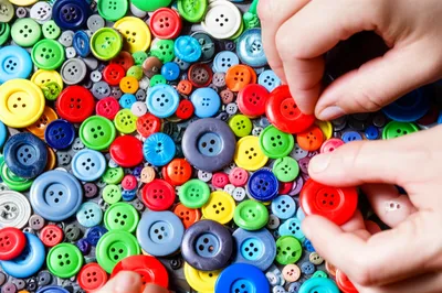 Illustration discern - Image 1