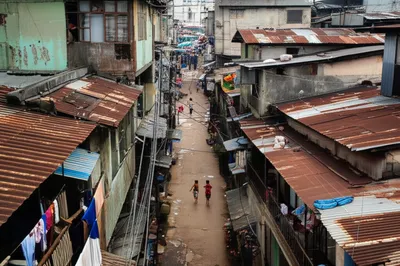 Illustration hutting - Image 1