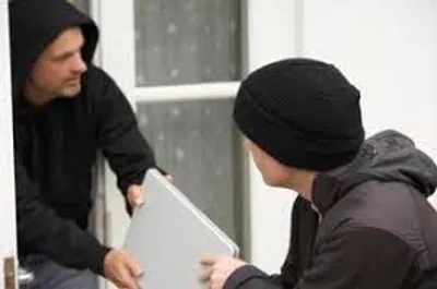 Illustration fence - Image 2