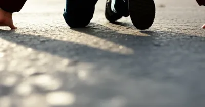 Illustration crawling - Image 1