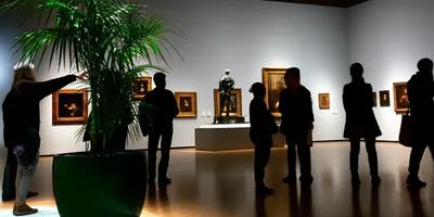 Illustration discreetly - Image 1