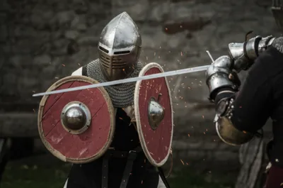 Illustration bucklers - Image 1