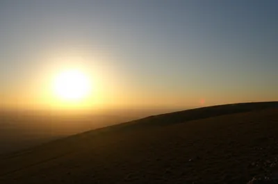 Illustration darkens - Image 1