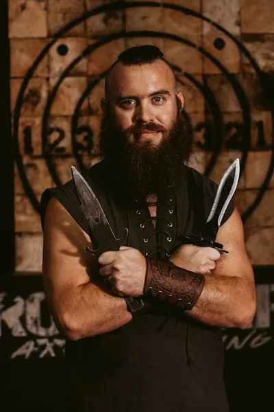 Illustration wields - Image 2