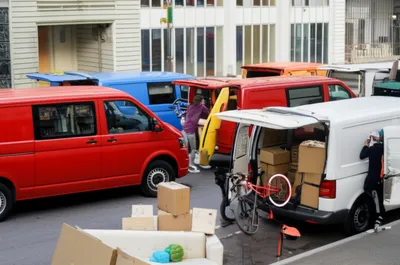 Illustration vans - Image 1