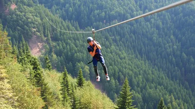 Illustration zipline - Image 1