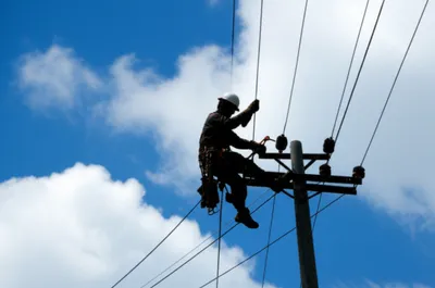 Illustration lineman - Image 1