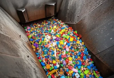 Illustration chews - Image 1