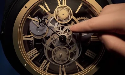 Illustration manipulating - Image 1