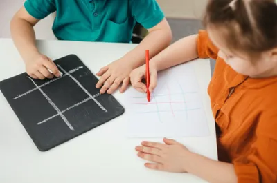 Illustration crisscross - Image 1