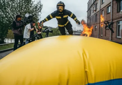 Illustration stuntmen