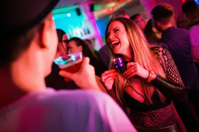 Illustration slapper - Image 1