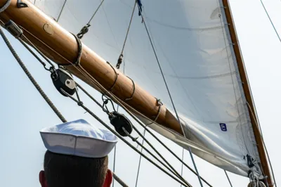 Illustration headgear - Image 1