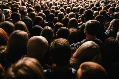 Illustration closer - Image 1