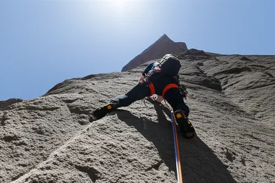 Illustration endeavour - Image 1