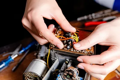 Hình ảnh minh họa tinkered - Ảnh 1