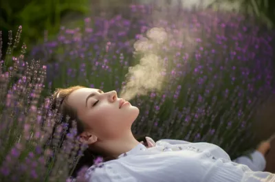 Illustration exhales - Image 1