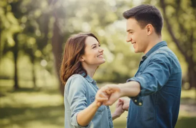 Illustration girls - Image 1