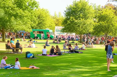 Illustration hangouts - Image 1