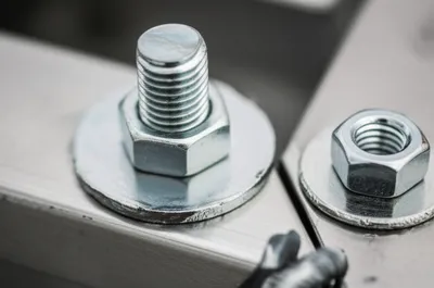 Illustration bolting