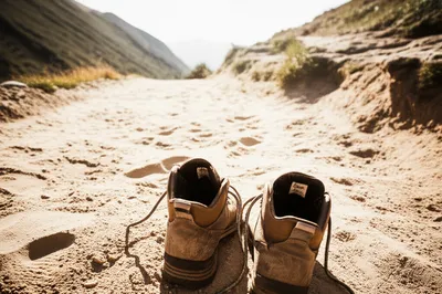 Illustration walking - Image 1