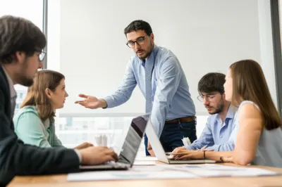 Illustration supervisor