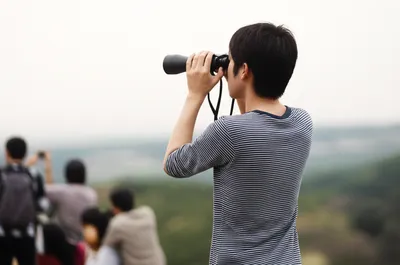 Illustration spy - Image 1